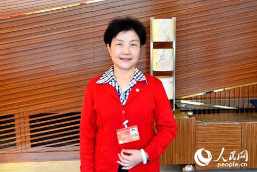 全國(guó)政協(xié)委員王穗明 （人民 網(wǎng)記者 王金雪攝）