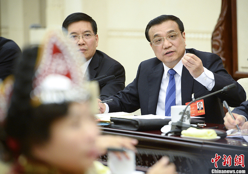 李克強(qiáng)參加云南代表團(tuán)審議5