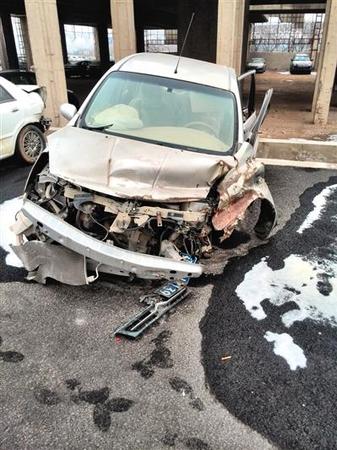 事發(fā)轎車。吳英供圖