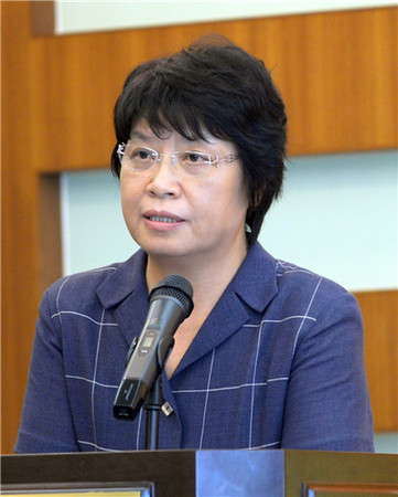 07全國政協(xié)委員、中國投資有限公司副總經理梁驤_副本