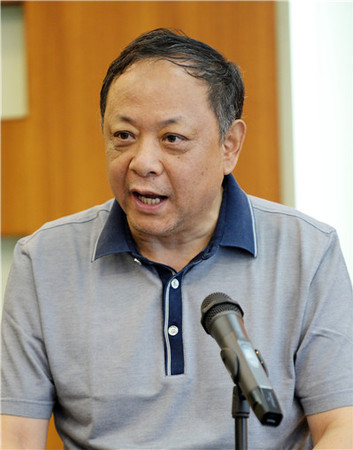 08國務(wù)院發(fā)展研究中心研究員、企業(yè)所原所長陳小洪_副本
