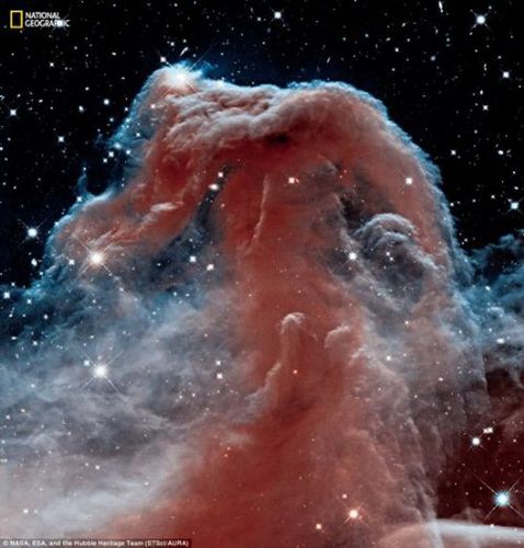 哈勃望遠(yuǎn)鏡拍攝的馬頭星云。