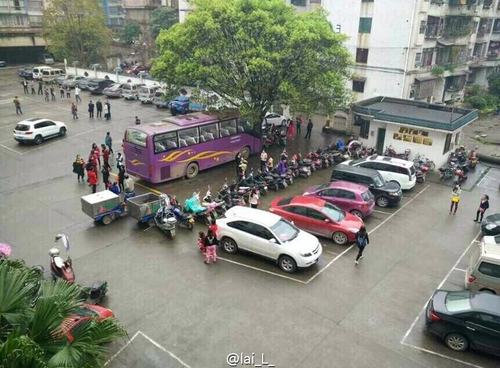 圖為廣西桂林網(wǎng)友微博提供的圖片。