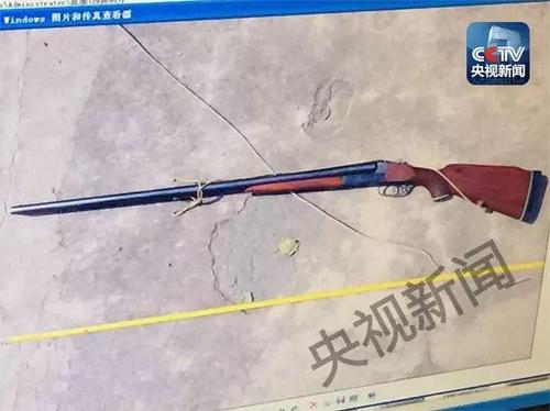 犯罪嫌疑人行兇使用的“鷹牌”雙筒獵槍。