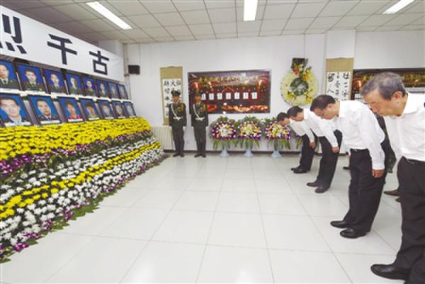 “每天都要有公開透明的權(quán)威發(fā)布”