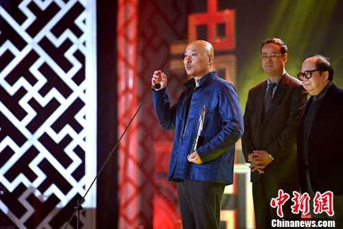 陳佩斯在“2015中華文化人物”頒授典禮現(xiàn)場(chǎng)。<a target='_blank' href='http://www.chinanews.com/' >中新網(wǎng)</a>記者 金碩 攝