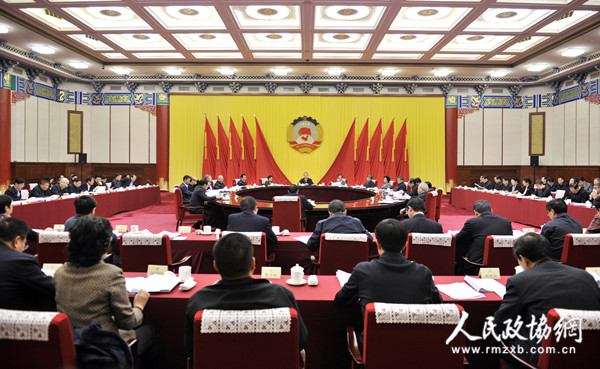 3一月十九日，政協(xié)第十二屆全國委員會第三十九次主席會議在北京主持召開。全國政協(xié)副主席杜青林主持會議。 本報記者姜貴東攝