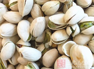 開心果，又名必思答，綠仁果等