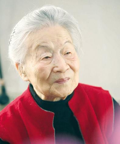 楊絳晚年自述談錢鍾書(shū)：偶然相逢卻好像姻緣前定