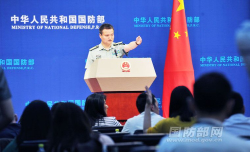 軍方回應(yīng)南海局勢等熱點強調(diào)將堅決遏制“臺獨”