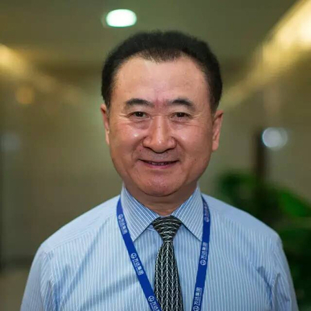 即便是首富，又能怎樣，照樣也得戴！