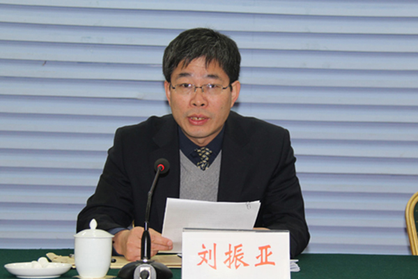澎湃新聞記者從6月2日從《周口日報》獲悉，中國人民政治協(xié)商會議河南省第十一屆委員會常務委員、中國人民政治協(xié)商會議周口市第三屆委員會副主席、市工商聯(lián)主席劉振亞同志，因病醫(yī)治無效，于2016年5月31日20時10分在周口逝世，享年46歲。