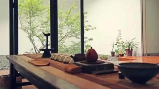 瓷器，會(huì)是讓你愛(ài)上美學(xué)的“磁”器