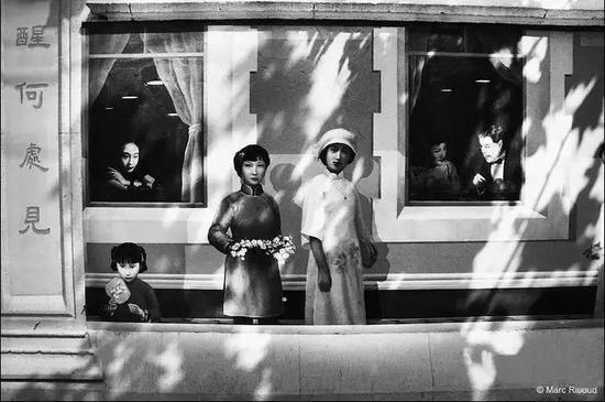上海，2002