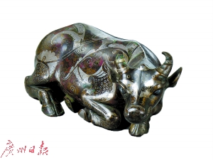 戰(zhàn)國 錯(cuò)銀牛鎮(zhèn)子