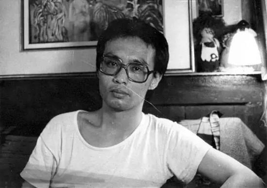 1987年，張曉剛于重慶