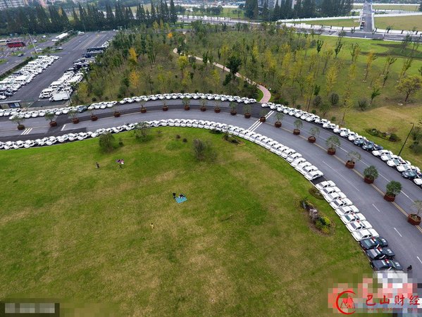 C字路變身停車場(chǎng)2