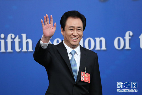 圖為全國(guó)政協(xié)常委，恒大集團(tuán)董事局主席許家印。