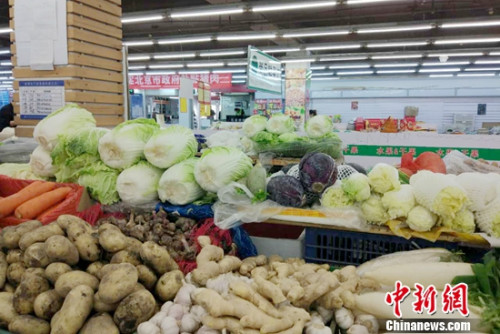 超市里的蔬菜。<a target='_blank' href='http://www.chinanews.com/' >中新網(wǎng)</a>記者 李金磊 攝