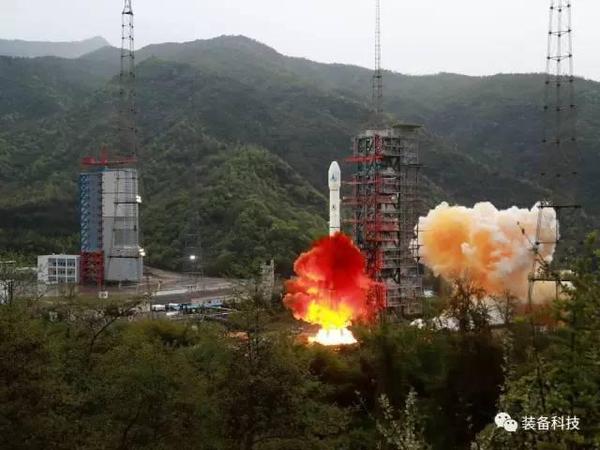 中國(guó)發(fā)射首顆高通量通信衛(wèi)星 飛機(jī)高鐵WiFi就靠它了