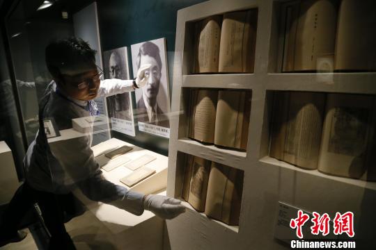 莎士比亞、拜倫等英國文學(xué)巨匠手稿首次在華展出