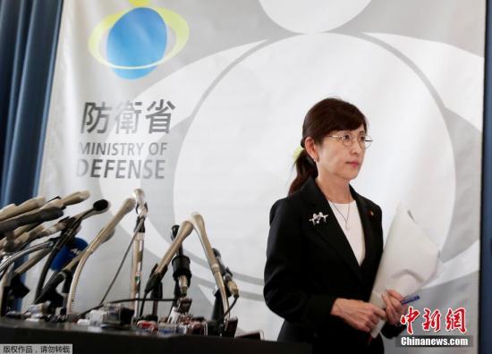 去年10月，有媒體要求公開日本陸上自衛(wèi)隊記錄駐南蘇丹維和部隊每日活動的“日報”，但稻田朋美領導的防衛(wèi)省卻以“相關材料已被銷毀”為由拒絕。然而，日本媒體今年3月曝出：自衛(wèi)隊內(nèi)部實際上仍然保存著“南蘇丹維和日報”，卻沒有對外公布。