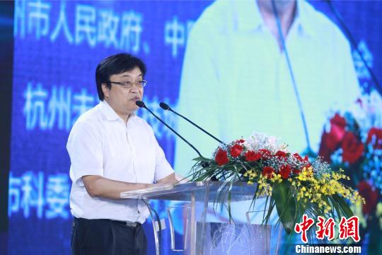 浙江省委常委、常務副省長 馮飛 倪追風 攝