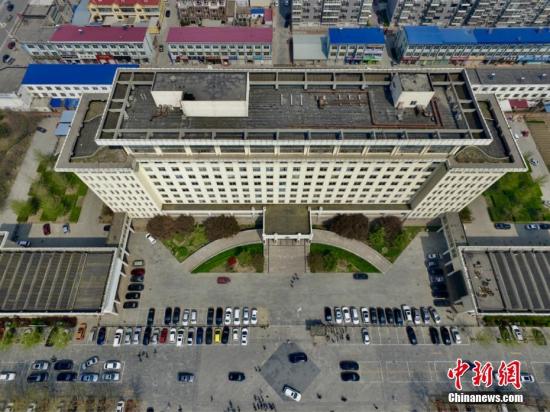 資料圖：4月1日，中共中央、國務(wù)院印發(fā)通知，決定設(shè)立河北雄安新區(qū)，其規(guī)劃范圍涉及河北省雄縣、安新、容城三縣及周邊部分區(qū)域。