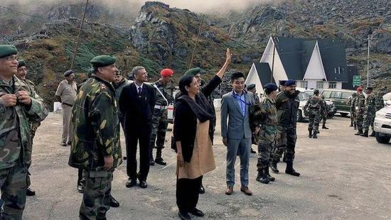 因“天氣原因”，印女防長取消考察洞朗行程