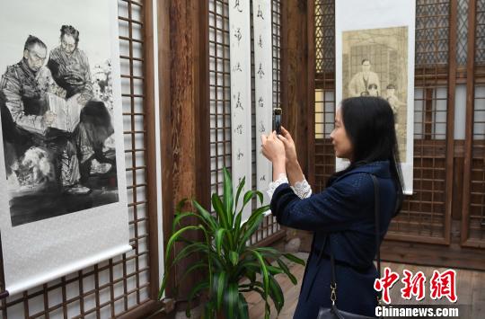 冰心生平與作品書畫征集展吸睛?！⒖筛?攝
