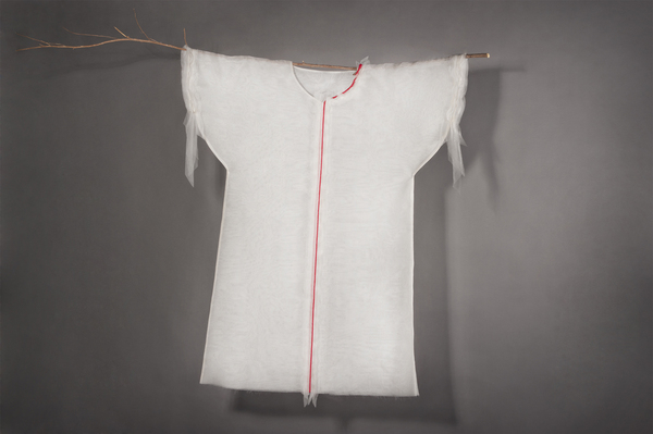呂越 《痕跡2號(hào)》 服裝 絲綢  2013-2017.Lyu Yue(Aluna)  Relic，NO.2 ，F(xiàn)ashion design，Silk， 2013－2017