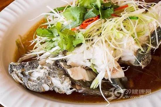 女性多吃哪些食物能補(bǔ)充雌激素？