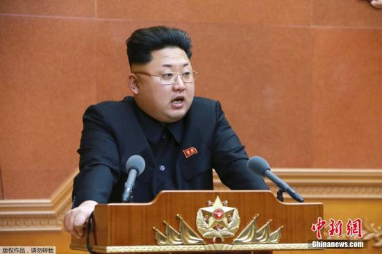 2015年2月23日消息，據(jù)朝中社報道，朝鮮勞動黨中央軍事委員會舉行擴大會議，朝鮮勞動黨第一書記、中央軍事委員會委員長、國防委員會第一委員長、人民軍最高司令官金正恩出席并指導會議。中央軍委委員、人民軍黨委執(zhí)委、各軍種和軍級單位指揮人員參加了會議。根據(jù)金正恩的提議，全體與會者默哀悼念金正日總書記。