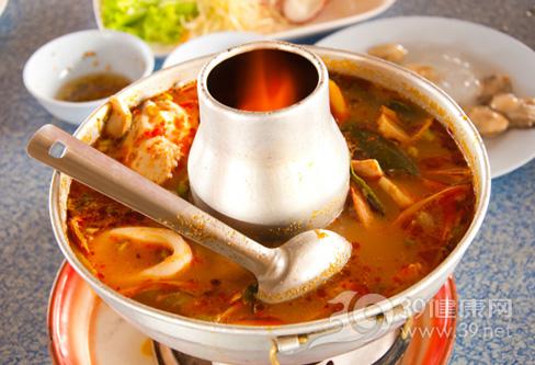 冬天想吃熱乎的！麻辣燙怎么吃才健康？