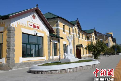 圖為百年老站——一面坡火車站。　李繼坤 攝