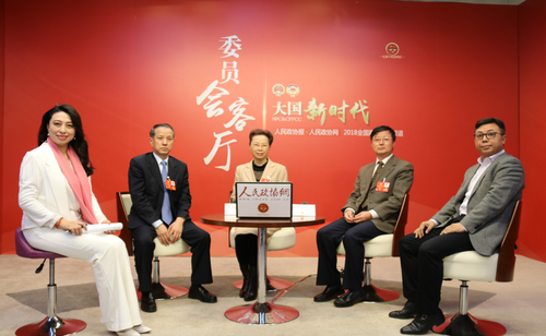委員做客《人民政協(xié)網(wǎng)委員會(huì)客廳》，共話居家養(yǎng)老