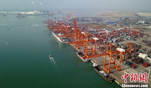 資料圖：廣西欽州保稅港區(qū)碼頭。<a target='_blank' href='http://www.chinanews.com/'>中新社</a>記者 俞靖 攝