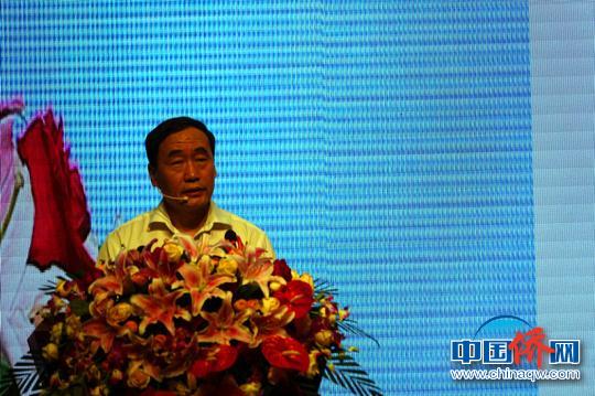 中國僑網(wǎng)天津市副市長趙海山作主旨演講?！∪轿木辍z