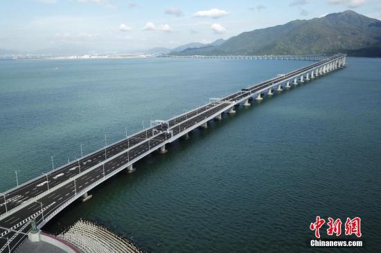 圖為港珠澳大橋香港段。<a target='_blank' href='http://www.chinanews.com/'>中新社</a>記者 李志華 攝