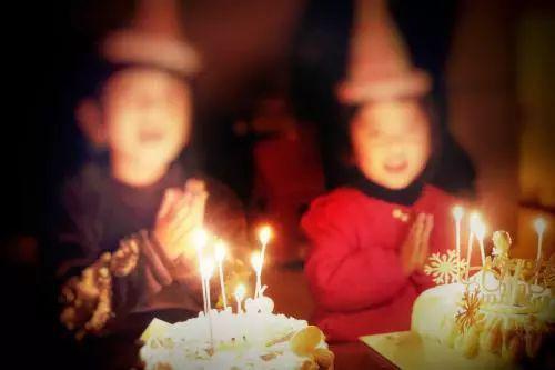 孩子過生日請全班 家長花1萬包豪宅租豪車接送同學(xué)