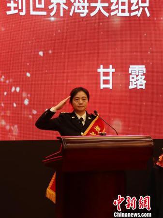“最美退役軍人”甘露講述個(gè)人先進(jìn)事跡?！±罴儭z