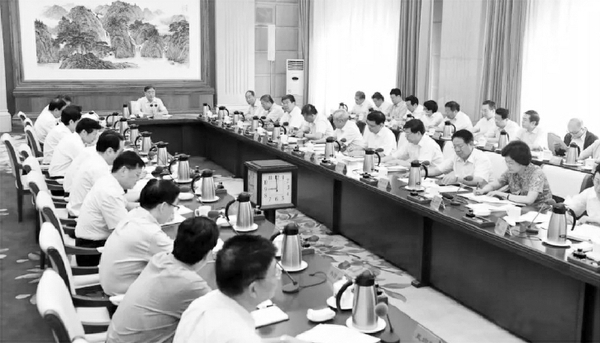 2018年7月23日，中共中央政治局常委、全國政協(xié)主席汪洋主持召開調(diào)研協(xié)商座談會，與民主黨派中央、全國工商聯(lián)負責(zé)人和無黨派人士代表，就相關(guān)黨派團體開展的推動實施鄉(xiāng)村振興戰(zhàn)略重點考察調(diào)研進行協(xié)商。