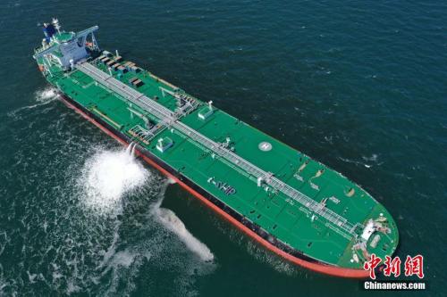 資料圖：“凱征”輪試航。<a target='_blank' href='http://www.chinanews.com/'>中新社</a>記者 張拓 攝