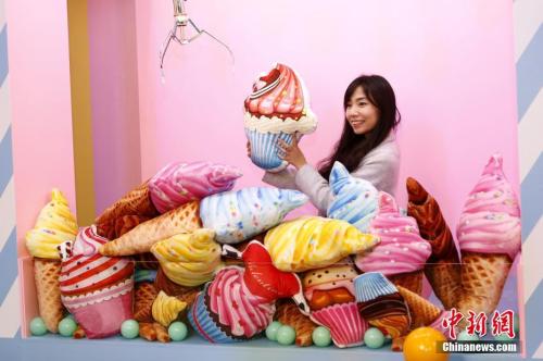 資料圖：冰淇淋特展在臺(tái)北三創(chuàng)生活園區(qū)舉辦。<a target='_blank' href='http://www.chinanews.com/'>中新社</a>記者 陳小愿 攝