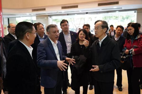 民革中央調(diào)研組在杭州市西湖區(qū)稅務局調(diào)研