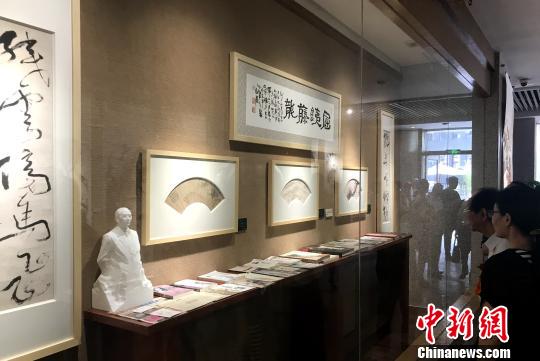 高劍父作品展區(qū)?！∷饔袨?攝