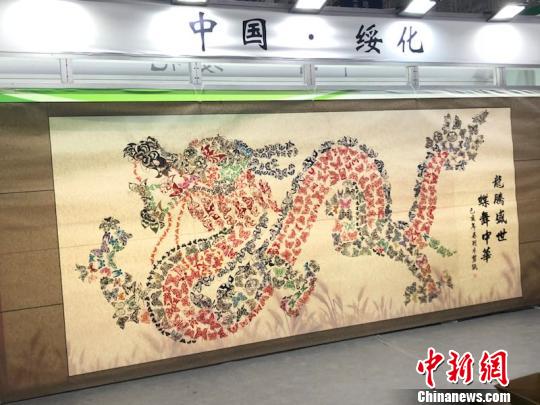 展會現(xiàn)場的展品?！垘?攝