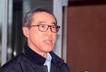 全國政協(xié)常委唐英年：父親告訴我，愛國愛港是港區(qū)委員的靈魂