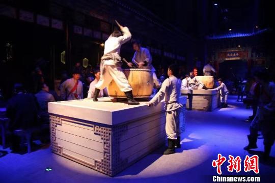 《又見平遙》劇照?！≈鬓k方提供 攝