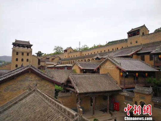 目前晉城范圍內(nèi)遺留的堡寨多達(dá)117處?！罱苡?攝